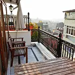 Noviva Taksim 3*