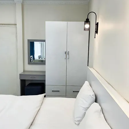 Royal Pera Taksim Aparthotel 3*