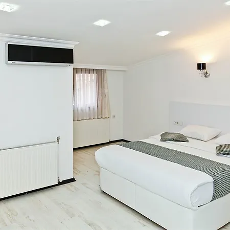 Ξενοδοχείο με διαμερίσματα Royal Pera Taksim 3*