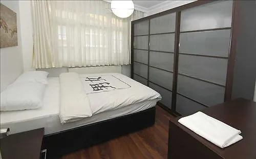 Royal Pera Taksim 3*