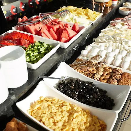 Royal Pera Taksim 3*