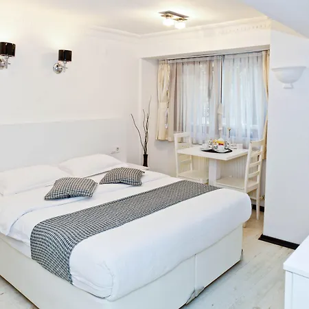 Noviva Taksim Aparthotel 3*