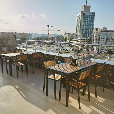 Noviva Taksim Aparthotel 3*
