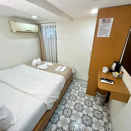Aparthotel Noviva Taksim 3*